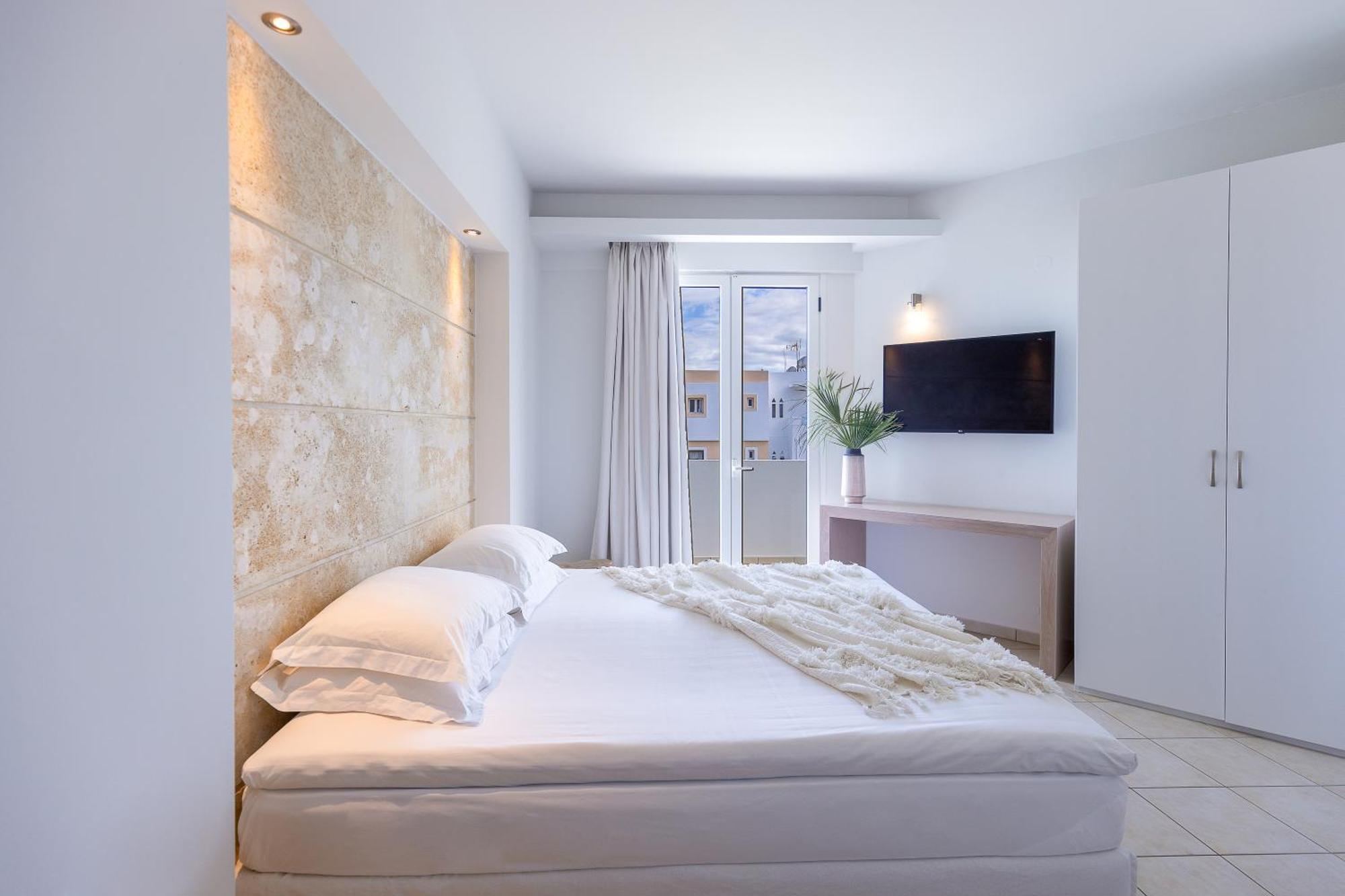 Akrogiali Beach Hotel Apartments Малиа Стая снимка