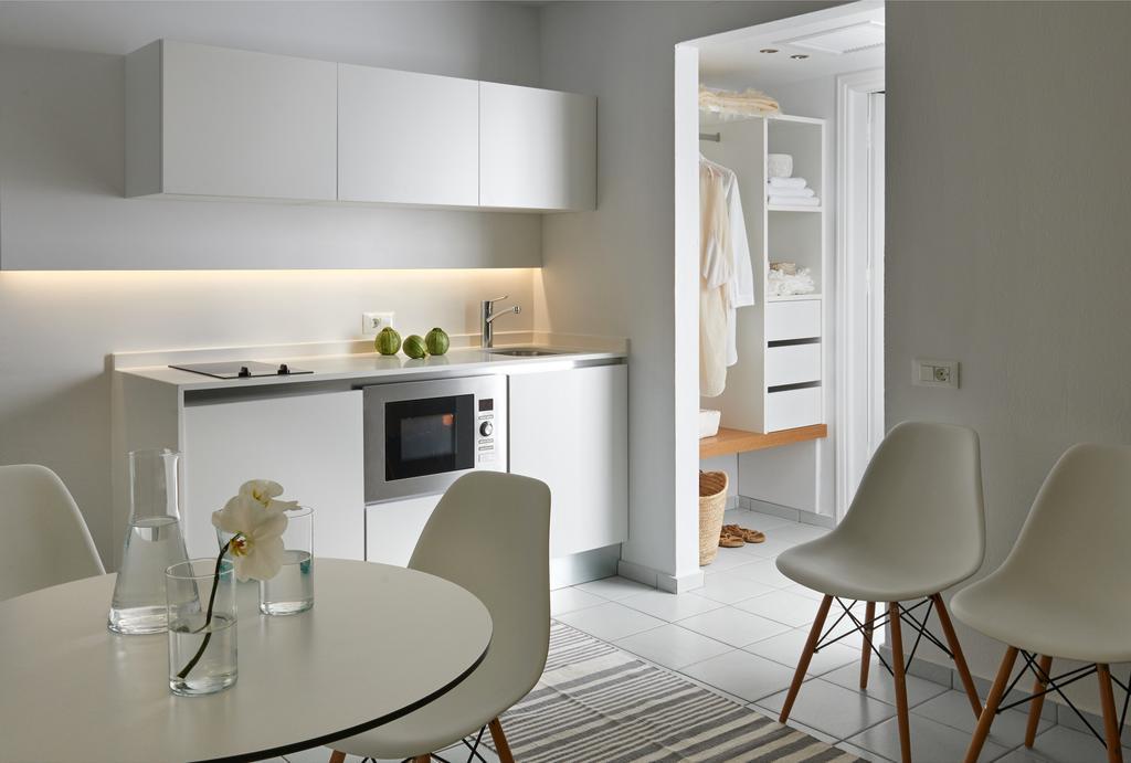 Akrogiali Beach Hotel Apartments Малиа Стая снимка
